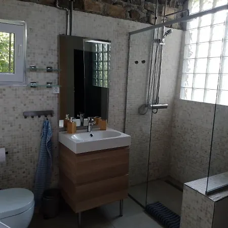 Olive Gardens Apartman *